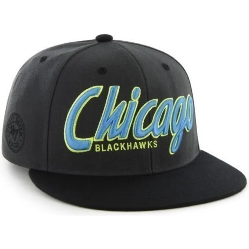 shapka-ploska-cherna-snapbek-letras-na-chicago-blackhawks-nhl-ot-47-brand shapka-ploska-cherna-snapbek-letras-na-chicago-blackhawks-nhl-ot-47-brand