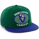 shapka-ploska-zelena-snapbek-na-vancouver-canucks-nhl-ot-47-brand