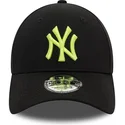 shapka-izvita-cherna-reguliruem-9forty-league-essential-na-new-york-yankees-mlb-ot-new-era