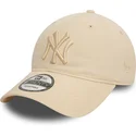 shapka-izvita-bezhov-reguliruem-9twenty-league-essential-na-new-york-yankees-mlb-ot-new-era