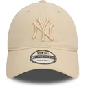 shapka-izvita-bezhov-reguliruem-9twenty-league-essential-na-new-york-yankees-mlb-ot-new-era