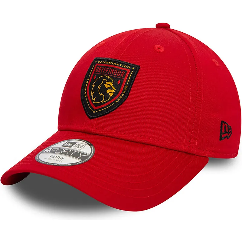 shapka-izvita-chervena-snapbek-za-deca-9forty-na-gryffindor-harry-potter-ot-new-era shapka-izvita-chervena-snapbek-za-deca-9forty-na-gryffindor-harry-potter-ot-new-era