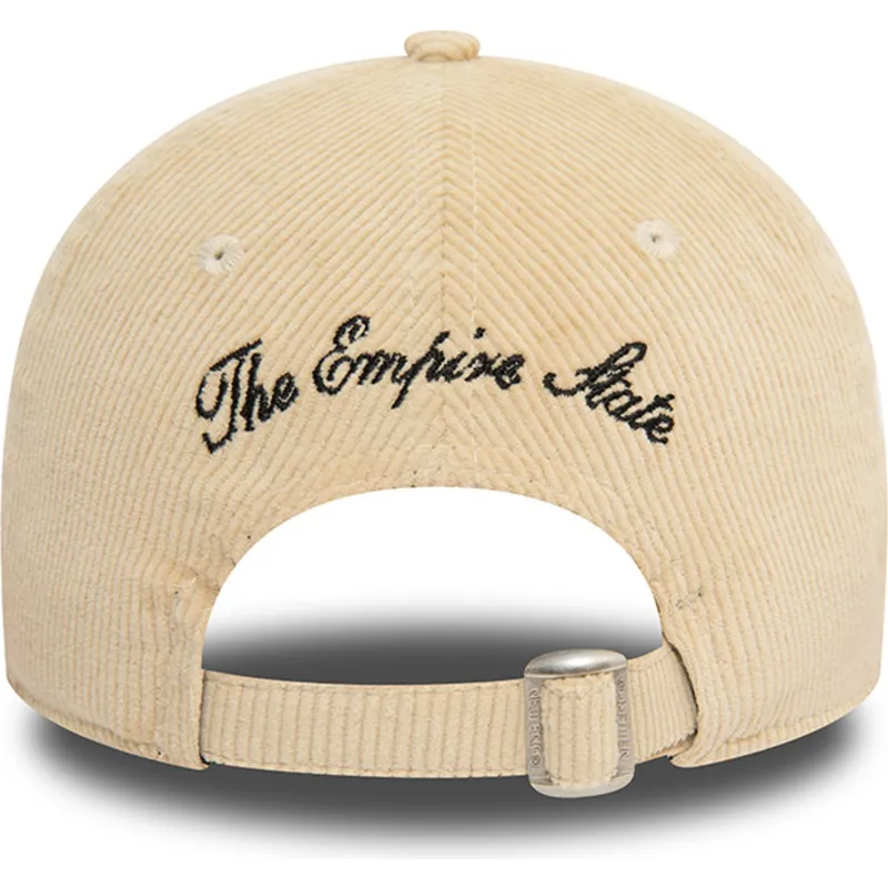 shapka-izvita-bezhov-reguliruem-the-empire-state-9twenty-cord-na-new-york-ciudades-playas-ot-new-era