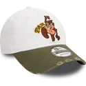 shapka-izvita-byala-reguliruem-9twenty-washed-na-tasmania-looney-tunes-ot-new-era