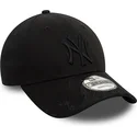 casquette-courbee-noire-ajustable-avec-logo-noir-9forty-flame-new-york-yankees-mlb-new-era