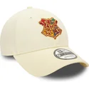 shapka-izvita-bezhov-reguliruem-9forty-na-hogwarts-harry-potter-ot-new-era