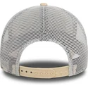 beige-weisse-trucker-kappe-a-frame-license-plate-von-miami-cities-and-beaches-von-new-era