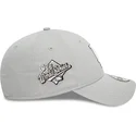 shapka-izvita-siv-reguliruem-9forty-flower-icon-na-los-angeles-dodgers-mlb-ot-new-era