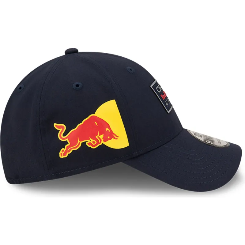 new-era-red-bull-racing-formula-1-9forty-repreve-grafisk-justerbar-morkebla-kasket