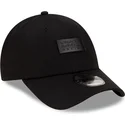 shapka-izvita-cherna-reguliruem-9forty-matte-metal-na-red-bull-racing-formula-1-ot-new-era