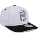 new-era-mlb-new-york-yankees-golfer-snapback-kappe-mit-gebogenem-schirm-in-weiss-und-schwarz-mit-chrome-logo