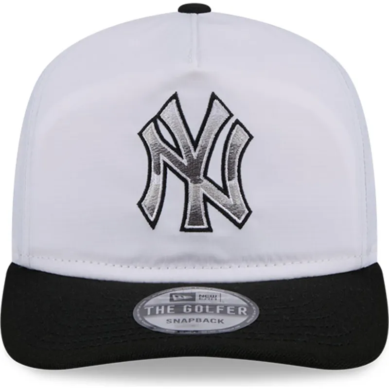 shapka-izvita-byala-snapbek-golfer-chrome-na-new-york-yankees-mlb-ot-new-era