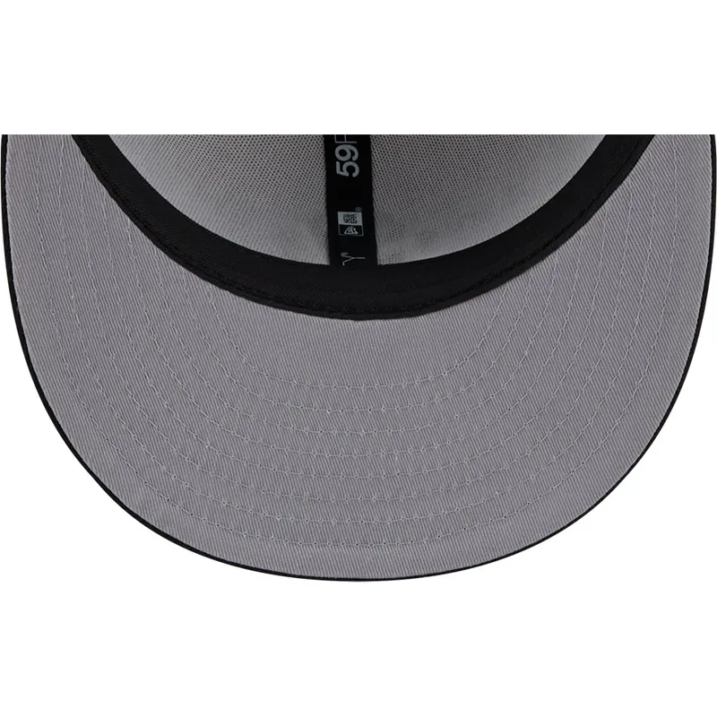shapka-ploska-cherna-prilepnala-59fifty-photoreal-na-new-york-yankees-mlb-ot-new-era