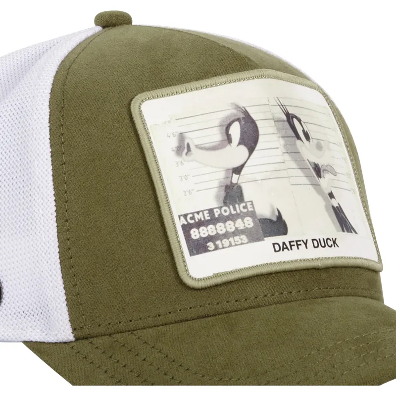 grune-und-weisse-trucker-kappe-daffy-duck-loo9-daf-looney-tunes-von-capslab