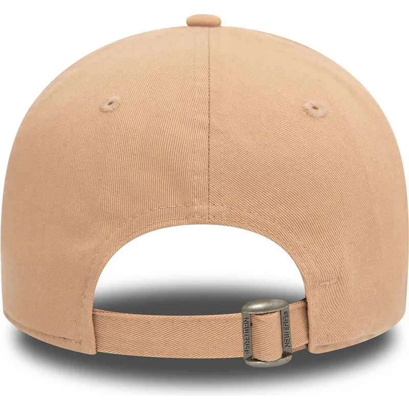 shapka-izvita-roza-adjustable-strap-9forty-na-gorra-curva-rosa-claro-ajustable-9forty-pin-ot-new-era