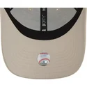 beige-verstellbare-curved-cap-mit-violettem-logo-9forty-repreve-mini-logo-der-new-york-yankees-mlb-von-new-era