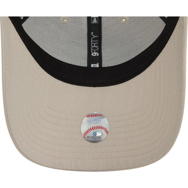 shapka-izvita-bezhov-reguliruem-9forty-repreve-mini-na-new-york-yankees-mlb-ot-new-era shapka-izvita-bezhov-reguliruem-9forty-repreve-mini-na-new-york-yankees-mlb-ot-new-era