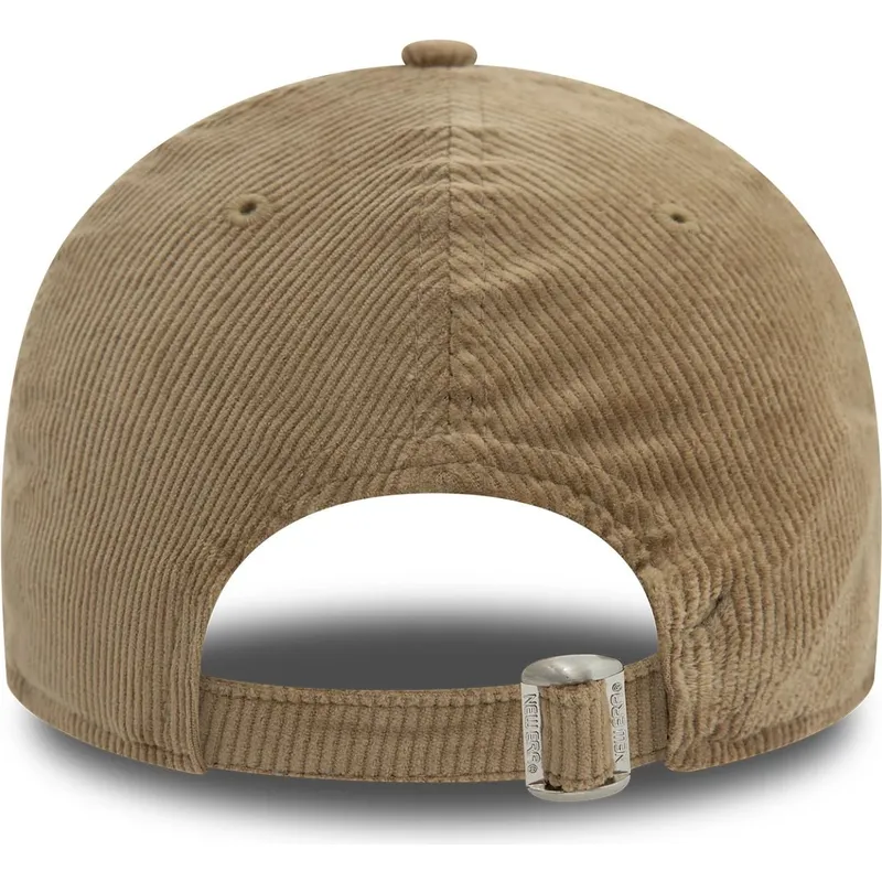 shapka-izvita-bezhov-reguliruem-9forty-cord-na-new-york-yankees-mlb-ot-new-era shapka-izvita-bezhov-reguliruem-9forty-cord-na-new-york-yankees-mlb-ot-new-era
