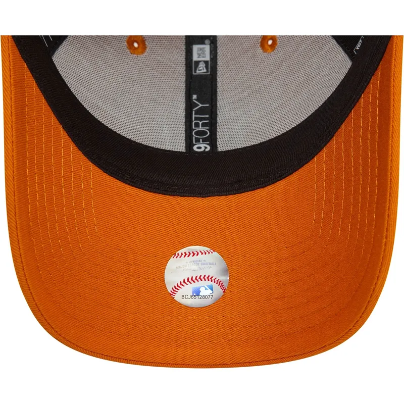 shapka-izvita-oranzhev-reguliruem-9forty-league-essential-na-new-york-yankees-mlb-ot-new-era shapka-izvita-oranzhev-reguliruem-9forty-league-essential-na-new-york-yankees-mlb-ot-new-era