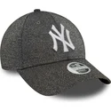shapka-izvita-cherna-reguliruem-9forty-glitter-na-new-york-yankees-mlb-ot-new-era