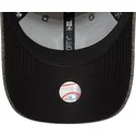 shapka-izvita-cherna-reguliruem-9forty-glitter-na-new-york-yankees-mlb-ot-new-era