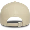 shapka-izvita-bezhov-reguliruem-9forty-midi-pu-na-new-york-yankees-mlb-ot-new-era