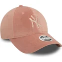 shapka-izvita-roza-reguliruem-9forty-velour-diamante-na-new-york-yankees-mlb-ot-new-era