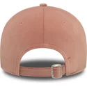 shapka-izvita-roza-reguliruem-9forty-velour-diamante-na-new-york-yankees-mlb-ot-new-era