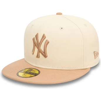 Gorra plana beige y marrón ajustada 59FIFTY Side Patch de New York Yankees MLB de New Era