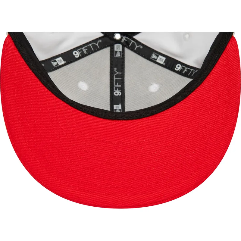 shapka-ploska-chervena-snapbek-9fifty-white-crown-patch-na-chicago-bulls-nba-ot-new-era shapka-ploska-chervena-snapbek-9fifty-white-crown-patch-na-chicago-bulls-nba-ot-new-era