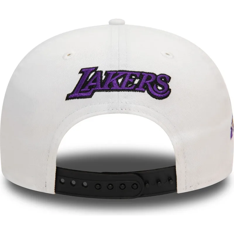 shapka-ploska-cherna-snapbek-9fifty-white-crown-patch-na-los-angeles-lakers-nba-ot-new-era
