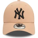 casquette-courbee-beige-ajustee-avec-logo-noir-39thirty-league-essential-new-york-yankees-mlb-new-era