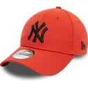 new-era-mlb-new-york-yankees-39thirty-league-essential-orange-gebogener-fit-cap-mit-schwarzem-logo