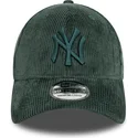 grune-anpassbare-kappe-mit-gebogenem-schirm-und-grunem-logo-39fifty-cord-der-new-york-yankees-mlb-von-new-era