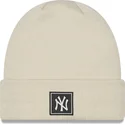 bonnet-beige-team-cuff-new-york-yankees-mlb-new-era