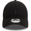 shapka-izvita-cherna-reguliruem-9twenty-washed-na-new-york-yankees-mlb-ot-new-era