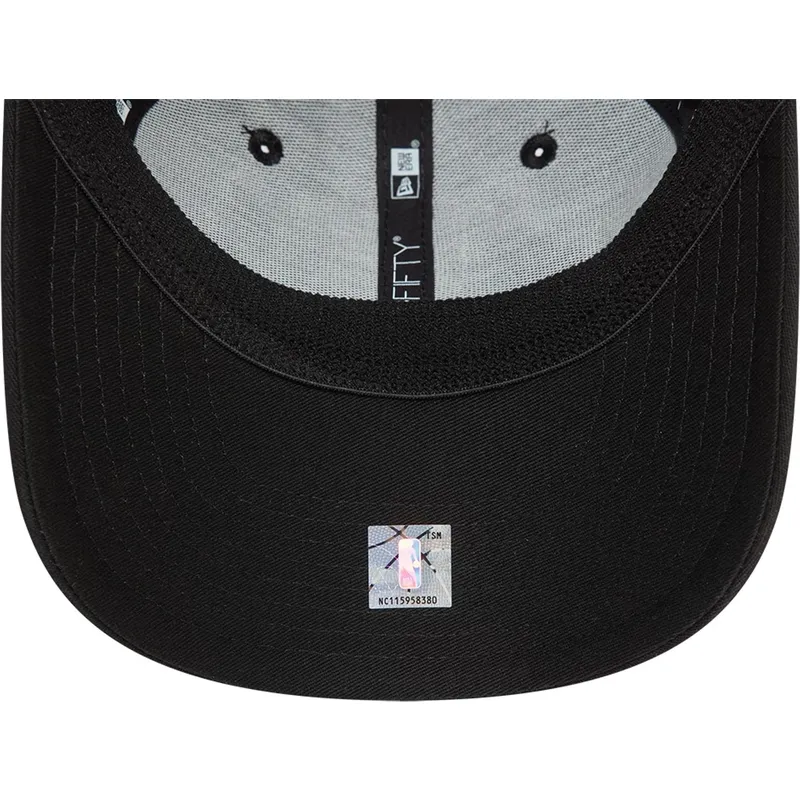 shapka-izvita-cherna-snapbek-9fifty-stretch-snap-na-los-angeles-lakers-nba-ot-new-era