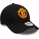 sort-justerbar-9forty-essential-kasket-fra-new-era-med-manchester-united-football-club
