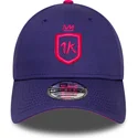 shapka-izvita-violetka-reguliruem-9forty-core-na-1k-fc-kings-league-ot-new-era
