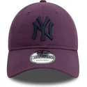 shapka-izvita-violetka-reguliruem-9twenty-league-essential-na-new-york-yankees-mlb-ot-new-era