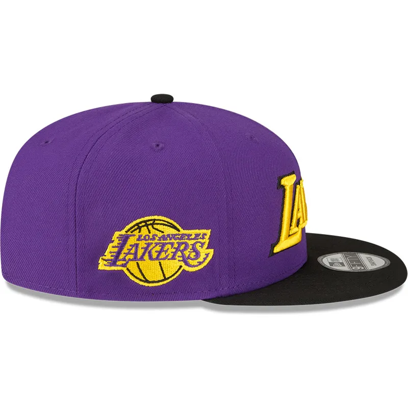 violet-og-sort-snapback-9fifty-statement-fladskaermshue-fra-los-angeles-lakers-nba-fra-new-era