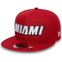 shapka-ploska-chervena-snapbek-9fifty-statement-na-miami-heat-nba-ot-new-era