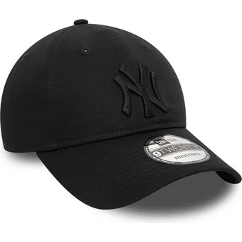 New Era Извита Козирка Черно Лого 9TWENTY League Essential New York Yankees MLB Черна Регулируема Шапка