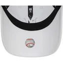 weisse-verstellbare-kappe-mit-gebogenem-schirm-und-weissem-logo-9twenty-league-essential-der-new-york-yankees-mlb-von-new-era
