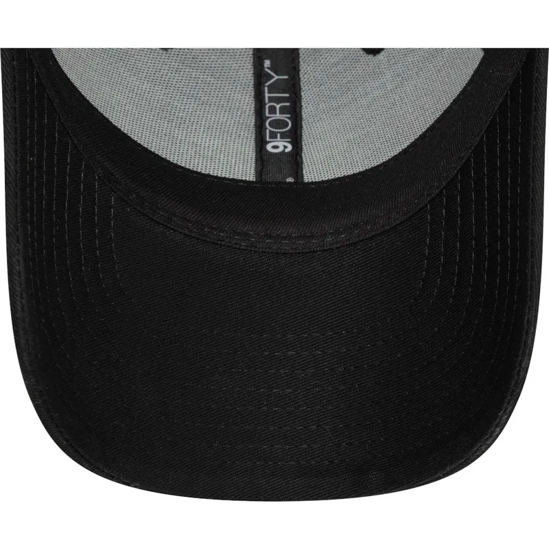 sort-justerbar-buet-kasket-9twenty-core-fra-newcastle-united-football-club-premier-league-af-new-era