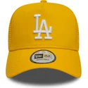 gelbe-9forty-a-frame-league-essential-trucker-kappe-der-los-angeles-dodgers-mlb-von-new-era