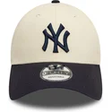 casquette-courbee-beige-et-bleue-marine-ajustable-9forty-colour-block-new-york-yankees-mlb-new-era