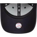 shapka-izvita-tmnosin-reguliruem-9forty-side-patch-na-new-york-yankees-mlb-ot-new-era