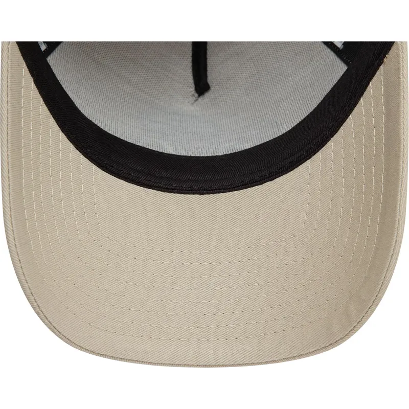 shapka-izvita-traker-cherna-snapbek-9forty-a-frame-outdoor-patch-ot-new-era