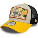 beige-und-gelbe-trucker-kappe-9forty-a-frame-license-plate-dubai-stadte-und-strande-von-new-era